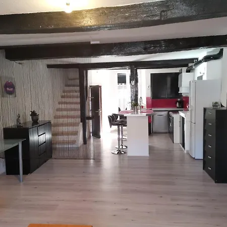 בית נופש Superbe Maison De Village Sourribes